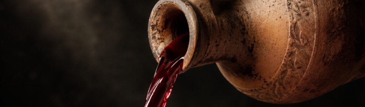 Entenda a descoberta de estátuas romanas em tanque de vinho em Israel e o que ela revela sobre o luxo e a cultura do Império Romano.