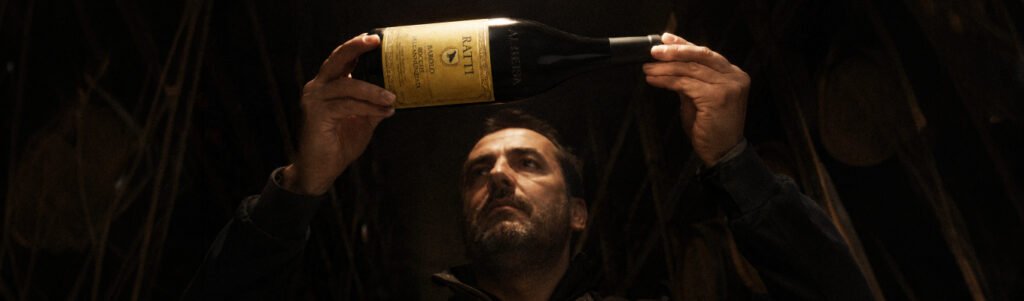 Potencial de envelhecimento do vinho depende de acidez, taninos, concentração e conservação. Entenda por que algumas garrafas evoluem melhor.